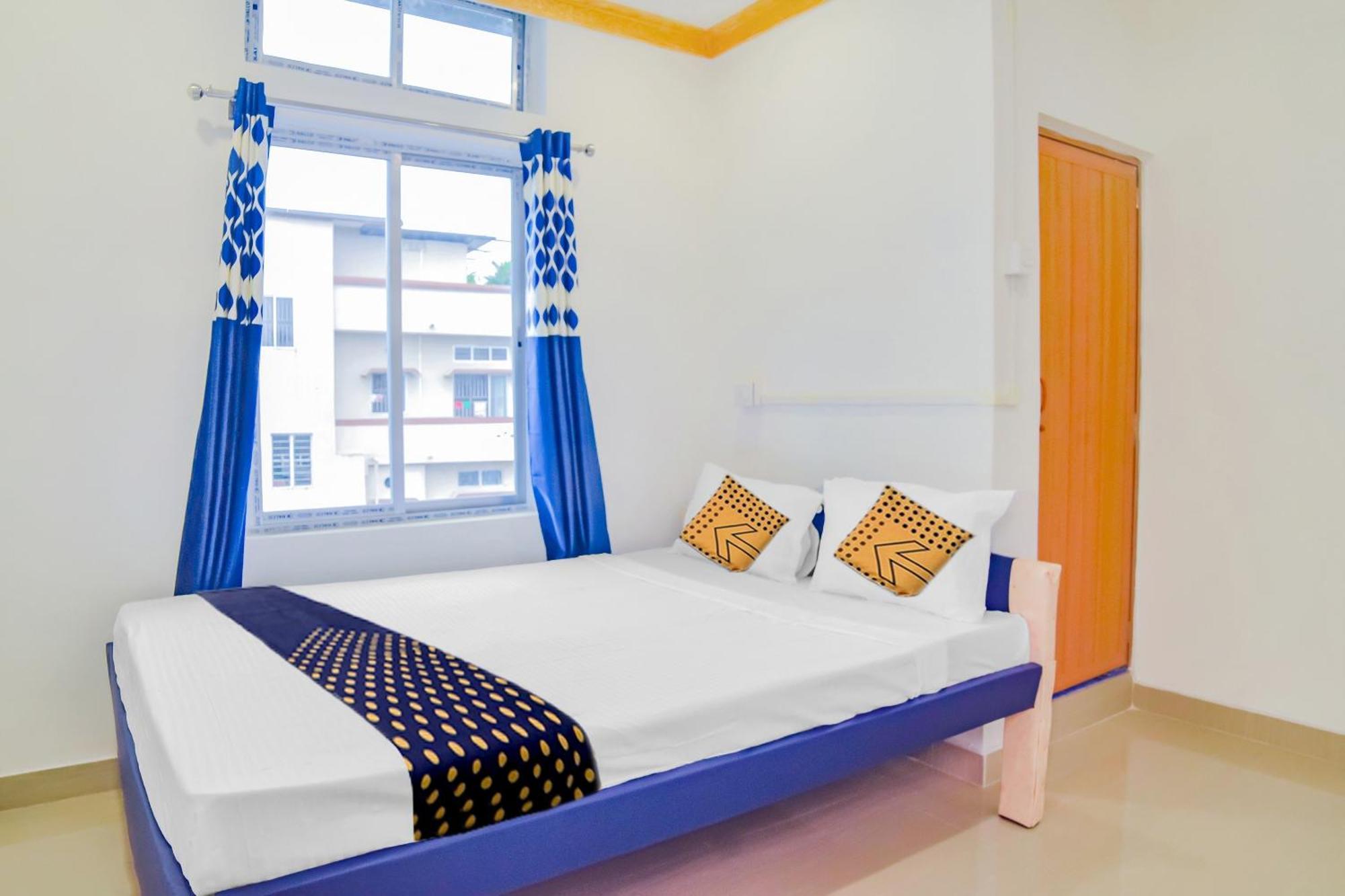 Spot On Nirvaan Guest House Kaharpara Kültér fotó
